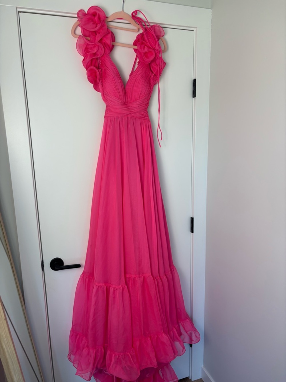 Mac Duggal hot pink ruffle gown / prom dress / bridesmaid dress - Picture 9 of 12